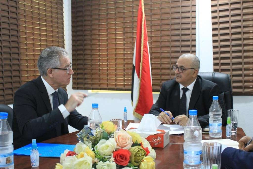 الشرجبي يبحث مع اليونبس تعزيز الأمن المائي في المناطق الريفية