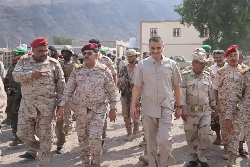 الدعري ولملس يتفقدان الكلية العسكرية ومستشفى صلاح الدين
