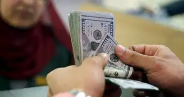 أسعار الصرف وبيع العملات مساء الثلاثاء بالعاصمة  عدن