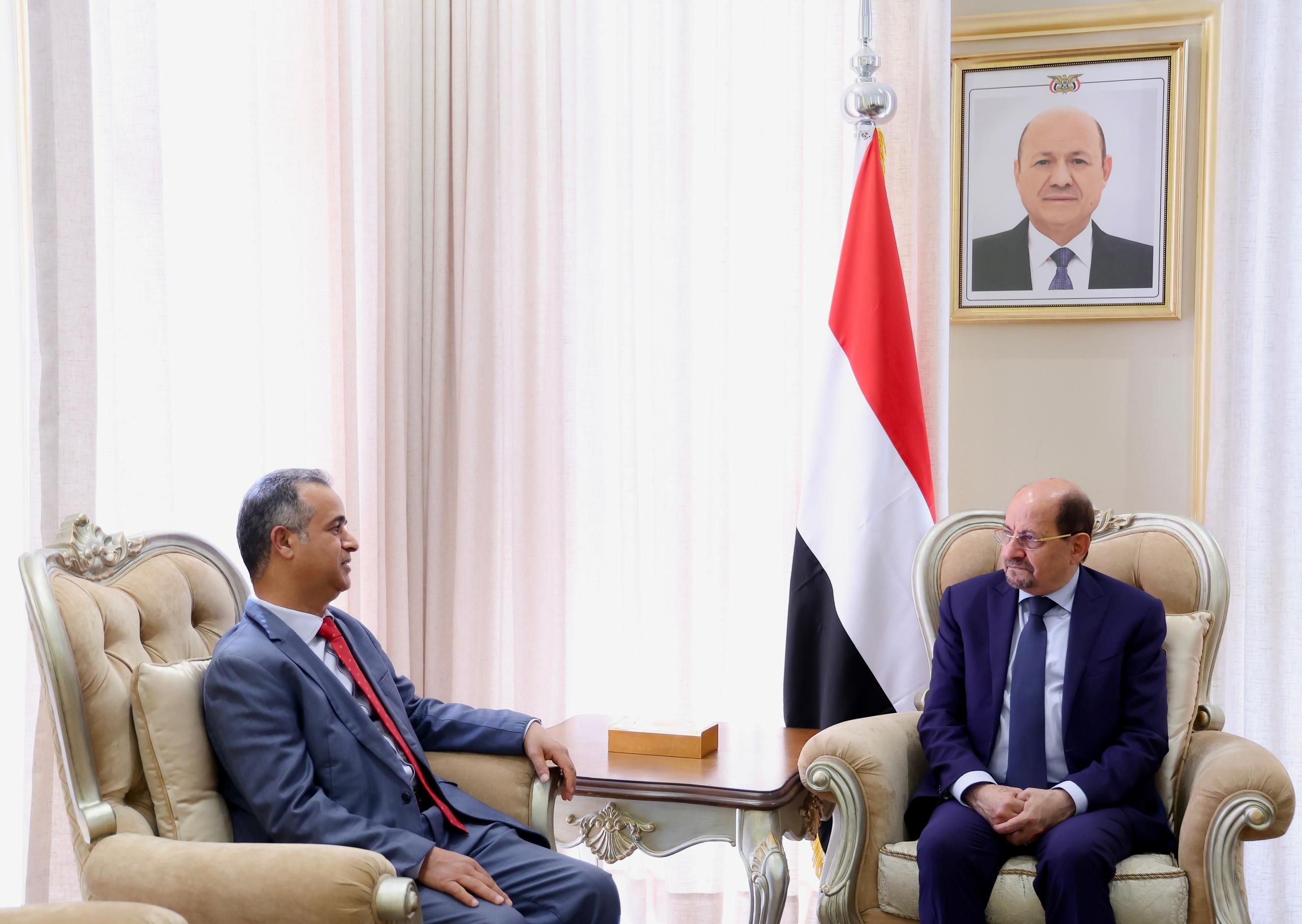 رئيس الوزراء الدكتور/شايع الزنداني يستقبل سفير ليبيا لدى اليمن