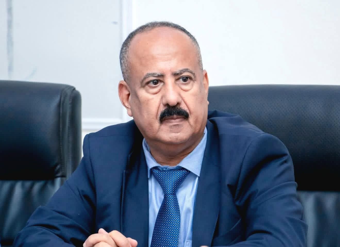 وزير النقل يثمن ثقة القيادة السياسية بتعيينه وزيرًا للنقل