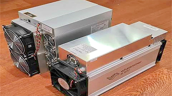 بالصور..ضبط أجهزة مخصصة حصرياً لإنتاج العملات المشفرة