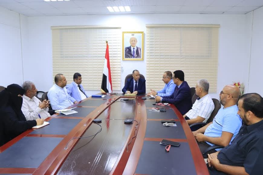 اجتماع يناقش وضع المخزون الاستراتيجي من القمح والدقيق