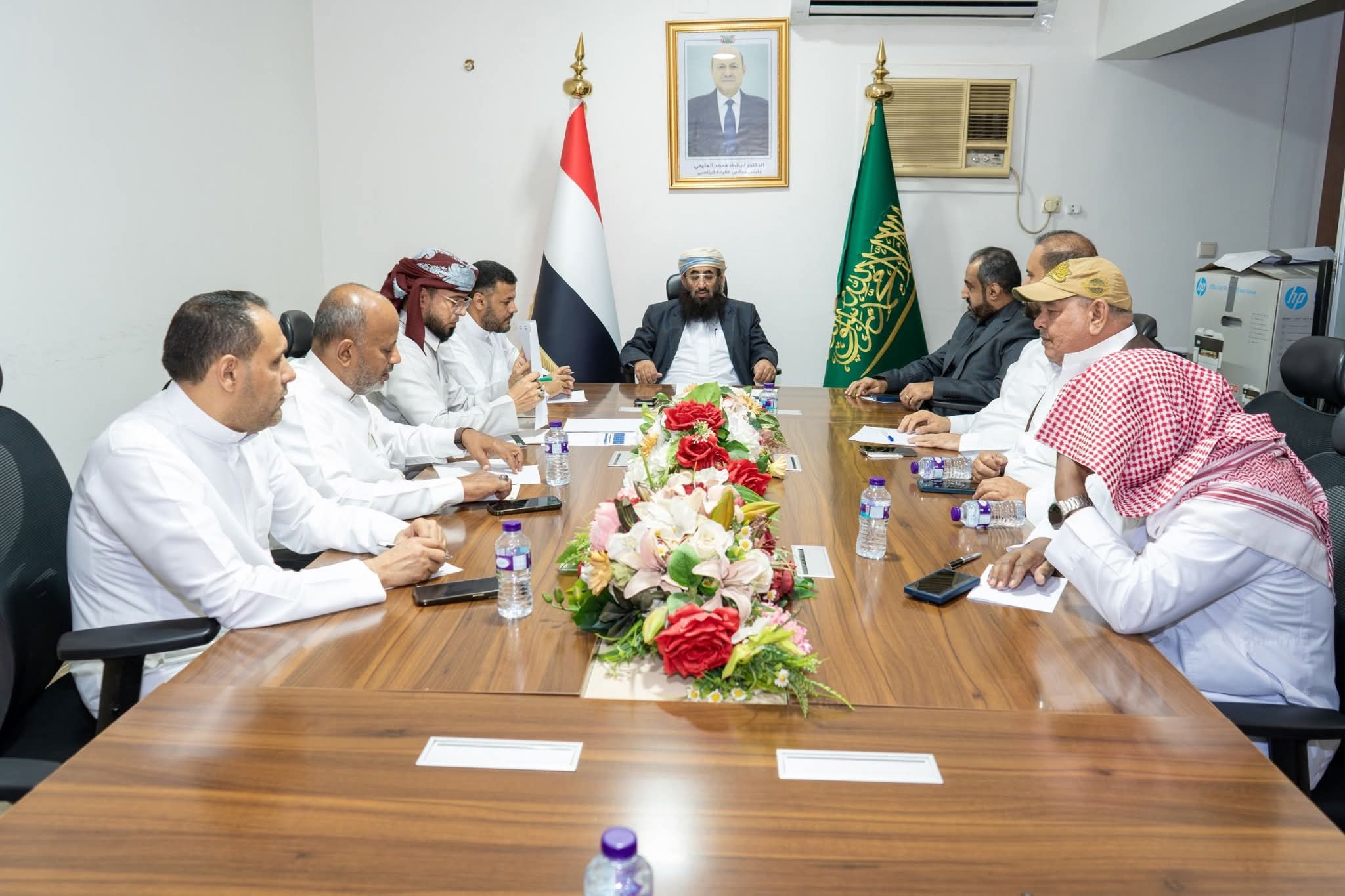 اللجنة العليا للحج تناقش الاستعدادات الجارية لموسم 1447هـ