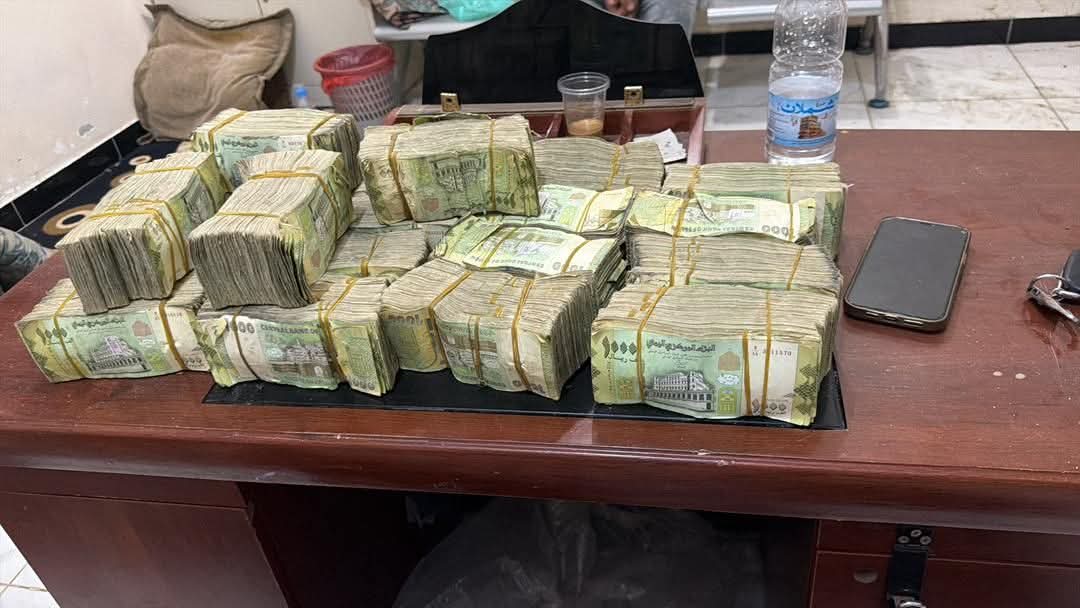 قصة 12 مليون ريال من كيس قمامة إلى عودة الحق لأصحابه في العاصمة عدن